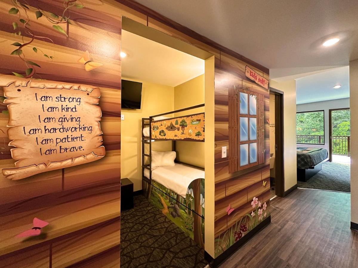 Country Cascades Waterpark Resort Пиджен Фордж Екстериор снимка