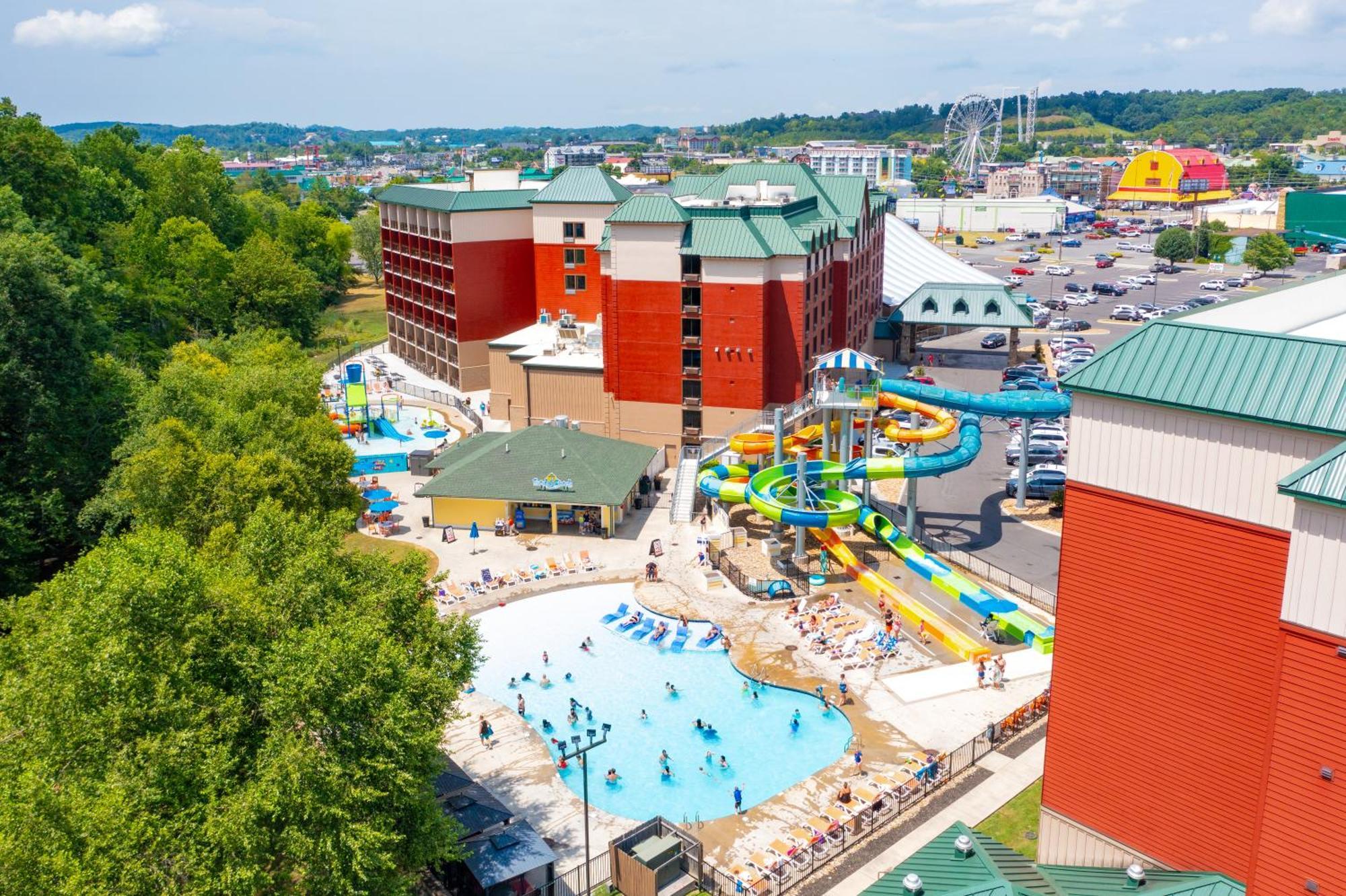 Country Cascades Waterpark Resort Пиджен Фордж Екстериор снимка
